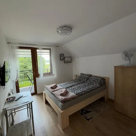 Konukevi Rybical Nad Jeziorem Ryn (Warmian-Masurian)