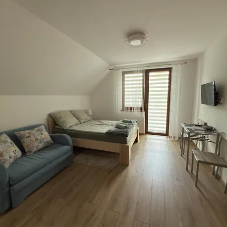 Maison d'hôtes Rybical Nad Jeziorem 3*