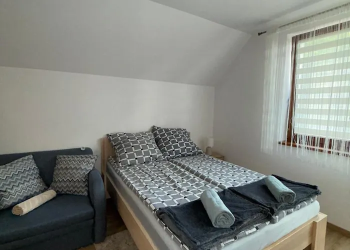 Rybical Nad Jeziorem Guest house